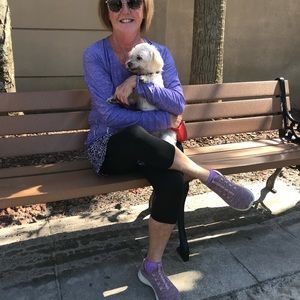 Meet your Posher, Debbie